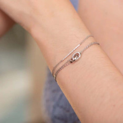 Bracelet double chaîne anneaux entrecroisés